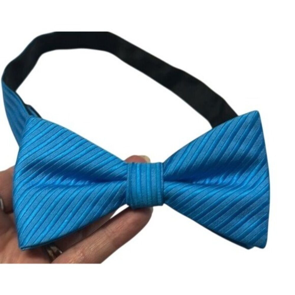 Michael Kors Adjustable Blue Satin Textured Bow Tie For Men